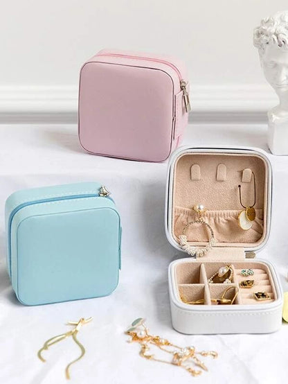 Leather Jewelry Box & Organizer (Random Color)